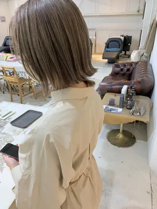 ミディアム La Lauren所属・ダブルカラー/透明感 💈JUNYA💈のヘアスタイル