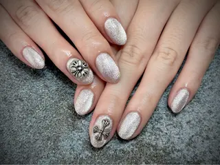 ネイル Rola kira nail salon所属・麗 レイのネイルデザイン