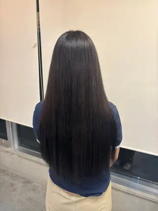 ロング カラー 平良 那生のヘアスタイル