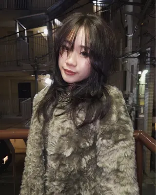 ロング カラー 菊地 柚乃のヘアスタイル