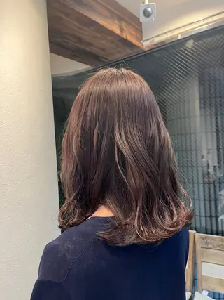 ミディアム カラー キンサダ ワンリダ‪のヘアスタイル