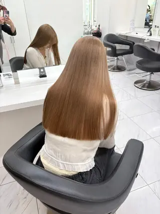 カラー ベージュ／ピンク【く すみカラー】レイヤーのヘアスタイル