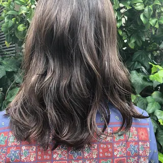 セミロング カラー 久力琴音''透明感 カラー''アレンジのヘアスタイル