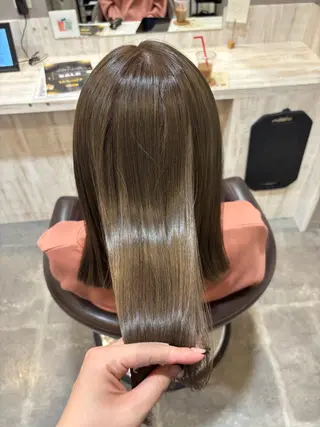 ミディアム 平瀬 胡桃のヘアスタイル