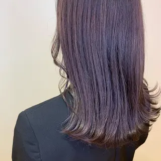 ミディアム 透明感カラー/ 岡田澪香のヘアスタイル