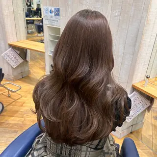 ロング カラー mi yuのヘアスタイル