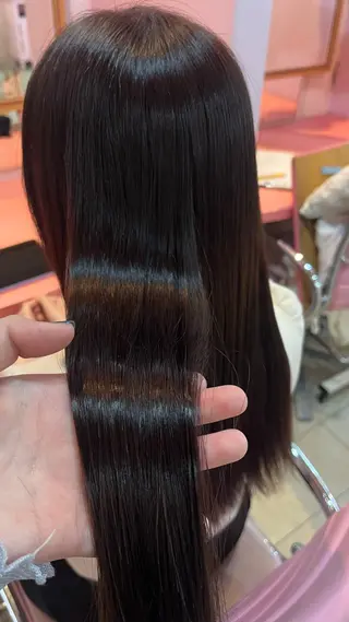 ロング MienePink所属・椎名 海咲のヘアスタイル