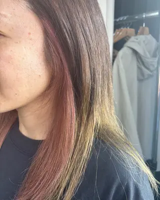 ロング カラー 🩶rise THREE(A)🩶のヘアスタイル