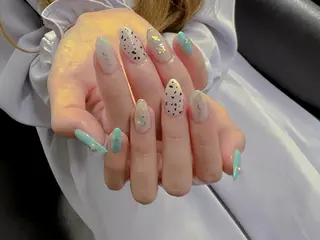 ネイル へぜリヒ ·もものネイルデザイン