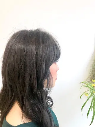 ロング カラー うる艶レイヤーカット hinakoのヘアスタイル