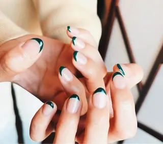 ミディアム BINEL REINAのネイルデザイン