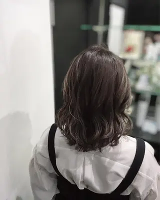 ミディアム カラー パーマ ヘアアレンジ Hair design Na.B所属・ジユン 지윤のヘアスタイル