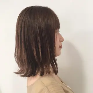 セミロング カラー GLROW haruhiのヘアスタイル