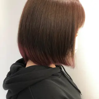 ショート カラー 吉田 美優のヘアスタイル