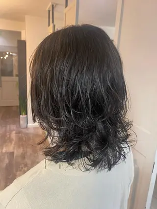 ミディアム ボブ/透明感カラー 岸本涼奈のヘアスタイル