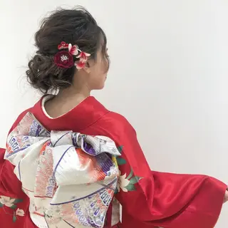 ヘアアレンジ MOLLA 浅香山店所属・谷口ゆめ/縮毛矯正/ カット/美眉ワックスのヘアスタイル