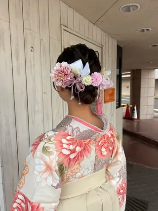 MOLLASALON 浅香山店所属・MOLLA 辻のヘアスタイル