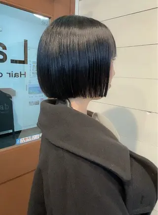 ショート カラー 艶カラー/ハイトーン Anjuのヘアスタイル