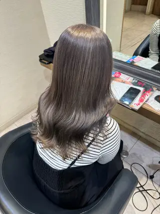 セミロング カラー 赤み消しカラー🌱 YUZUKI🫧のヘアスタイル