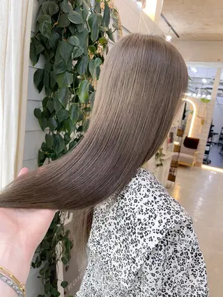 セミロング カラー AiM 大名　似合わせカットのヘアスタイル
