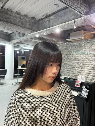 LUAU LOUGH 梅田/氷野のヘアスタイル