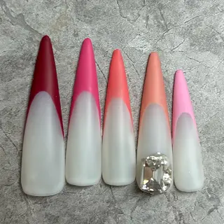 ネイル REVE 🌺yuina🌺のネイルデザイン