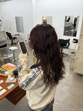 ロング Elme所属・【お洒落パーマ】 Elme　肥塚康汰郎のヘアスタイル