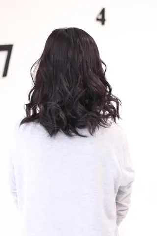 ミディアム カラー 松吉 純平のヘアスタイル