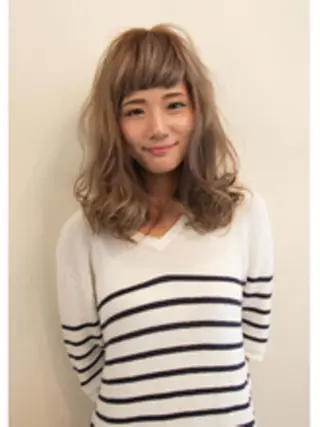 セミロング カラー IROHA所属・髪質改善縮毛矯正なら ✨伊藤佳祐✨のヘアスタイル