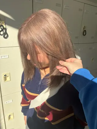 カラー ブリーチ/ハイトーン 💛SAKI‎💛のヘアスタイル