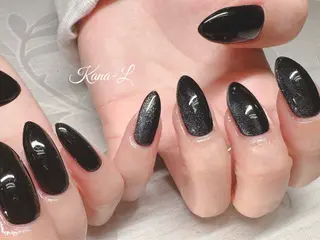 ネイル 芦辺 香奈のネイルデザイン