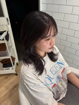 ミディアム カラー 稲毛駅徒歩1分 mei🦋のヘアスタイル