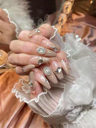 ネイル 23時まで❤︎韓国、 ワンホンネイルのネイルデザイン