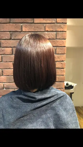 カラー et Douce所属・艶髪／髪質改善／ カワモトヒロトのヘアスタイル