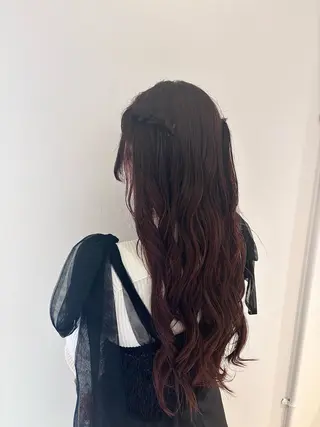 ロング ヘアアレンジ サイトウ アカネのヘアスタイル