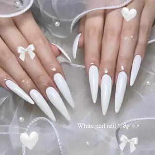 ネイル Ema Nail 豊中店所属・EmaNail 👩🏼💖MIRIのネイルデザイン
