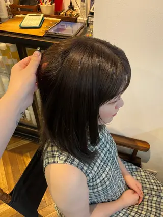 ミディアム カラー HOMIE TOKYO所属・sora / 渋谷 / ハイトーンのヘアスタイル