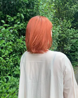 カラー 岡田 知佳のヘアスタイル