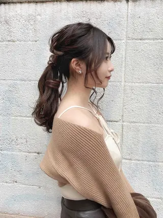 セミロング ヘアアレンジ ヘアアレンジ にいた　かづしげのヘアスタイル