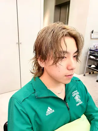 ショート カラー パーマ メンズ 透明感・ハイトーン・ 艶カラー/若林のヘアスタイル