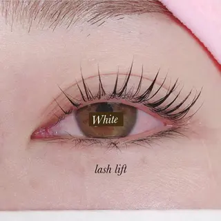 マツエク・マツパ White/マツエク /まつパ/耳つぼのマツエク・マツパデザイン