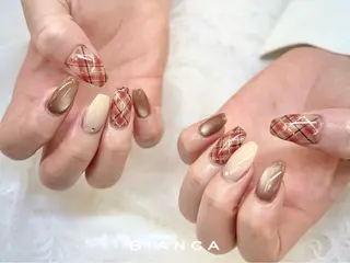 ネイル ビアンカ大宮 店長 モリサワレイラのネイルデザイン
