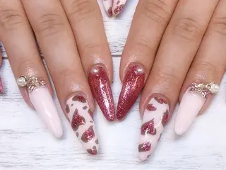 ネイル Rグループ felizのネイルデザイン