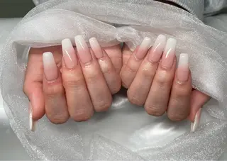 ネイル Roi〈ロワ〉 Minakoのネイルデザイン