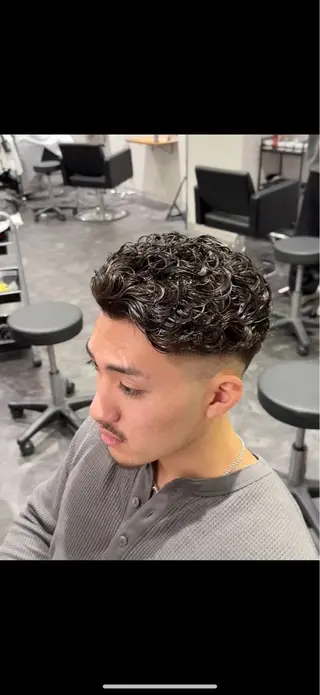 ショート パーマ メンズ メンズパーマ特化 美容師kouyaのヘアスタイル