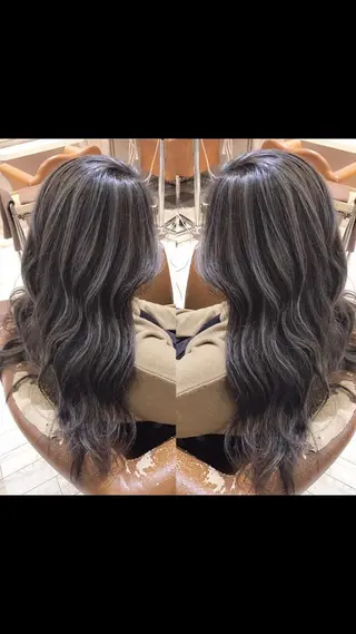 ロング カラー rollen所属・美魔女 美容師NAOのヘアスタイル