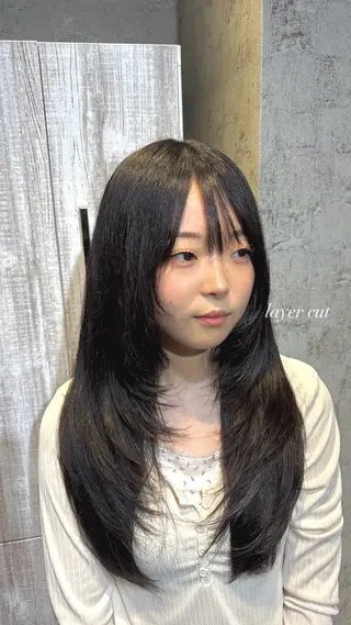 ロング 韓国／うる艶カラー 🐈‍⬛💗miyuのヘアスタイル