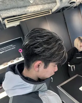 ショート メンズ 岩堀 氷河のヘアスタイル