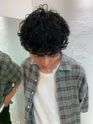 ショート パーマ メンズ Pluss所属・船曳 亜海のヘアスタイル