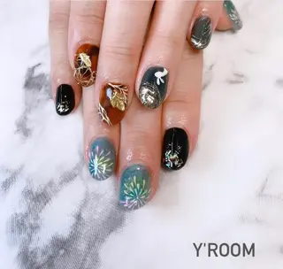 ネイル YUKA （ネイリスト）のネイルデザイン